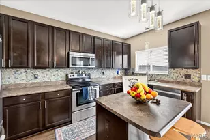 916 Mountain Brook Ct, O'Fallon, MO 63366 - Photo 16