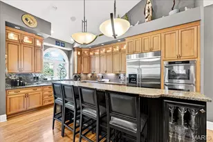 10600 Country View Dr, Creve Coeur, MO 63141 - Photo 18