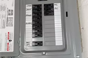 10323 Tanner Dr, Dellwood, MO 63136 - Photo 10