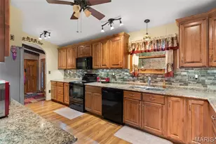 1641 Lake Shore Dr, Robertsville, MO 65066 - Photo 4