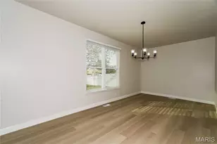 623 Riverside Dr, Saint Charles, MO 63304 - Photo 4