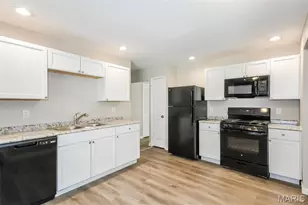 1765 Talisman Ln, Saint Louis, MO 63138 - Photo 6