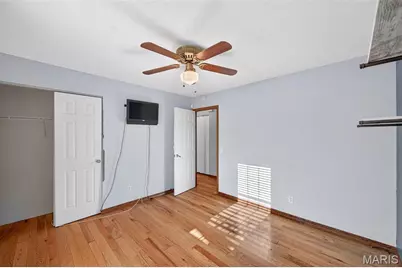 1040 Apricot Drive, Saint Charles, MO 63301 - Photo 20