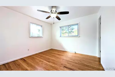 6720 Cherryvale Drive, Hazelwood, MO 63042 - Photo 18