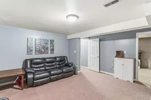 25 Civic Park Ct, O'Fallon, MO 63366 - Photo 18