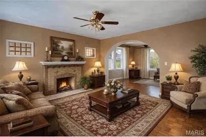 4427 Delor Street, Saint Louis, MO 63116 - Photo 2