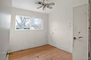 4423 Dabney Dr, Saint Louis, MO 63134 - Photo 18