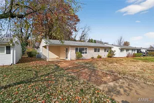 4423 Dabney Dr, Saint Louis, MO 63134 - Photo 4