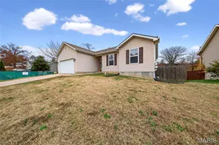 2320 Arkansas Dr, High Ridge, MO 63049 - Photo 2
