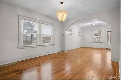 9225 Pavia Avenue, Affton, MO 63123 - Photo 6