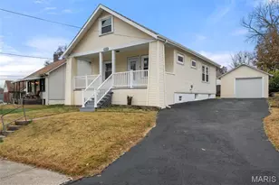 9225 Pavia Ave, Affton, MO 63123 - Photo 2