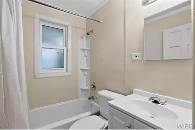 7046 Roslyn Drive, Saint Louis, MO 63136 - Photo 20