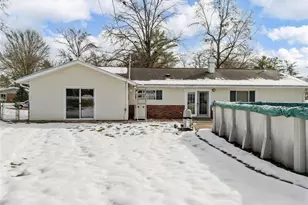 569 Highland Ridge Dr, Ballwin, MO 63011 - Photo 18