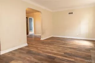 324 N Dade Ave, Ferguson, MO 63135 - Photo 6