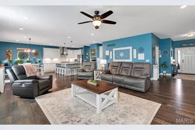 213 Wyndemere Lane, Lake Saint Louis, MO 63367 - Photo 6
