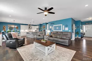 213 Wyndemere Ln, Lake Saint Louis, MO 63367 - Photo 6