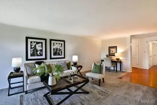10374 Chimney Rock Dr, Saint Louis, MO 63146 - Photo 10