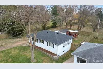 9100 Arvin Place, Saint Louis, MO 63123 - Photo 4