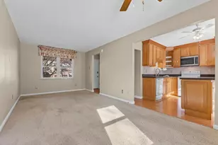 13338 Hiddendale Ln, Ballwin, MO 63021 - Photo 8