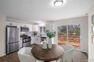 1320 Fenton Hills Rd, Fenton, MO 63026 - Photo 2