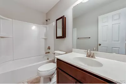 925 Meramec Grove Drive, Ballwin, MO 63021 - Photo 32