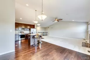 925 Meramec Grove Dr, Ballwin, MO 63021 - Photo 12