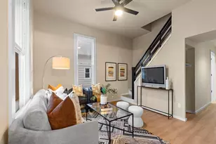 728 N Kingshighway St, Saint Charles, MO 63301 - Photo 4