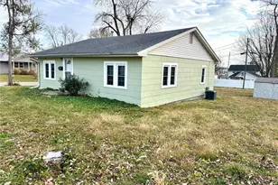 201 W Massie St, Palmyra, MO 63461 - Photo 12