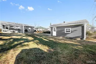 8014 Morgan Ford Rd, Saint Louis, MO 63123 - Photo 20