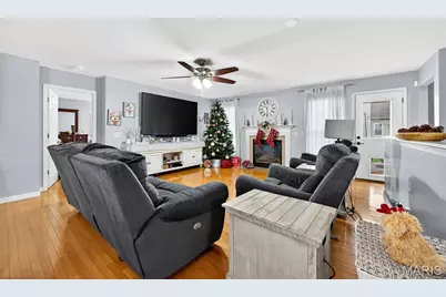 3243 Chester Boulevard, Saint Charles, MO 63301 - Photo 12