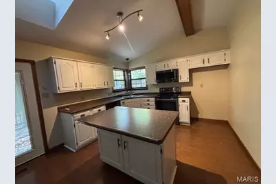 1599 Paradise Valley Drive, High Ridge, MO 63049 - Photo 10