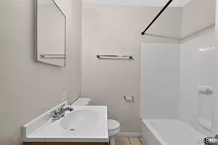 33 S Schlueter Ave, Saint Louis, MO 63135 - Photo 16