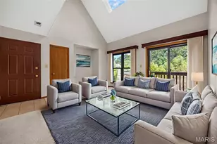 5162 Hollow Wood Ct, Saint Louis, MO 63128 - Photo 4