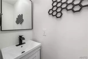 6206 Victoria Ave, Saint Louis, MO 63139 - Photo 16