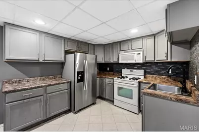 2350 Gateroyal Drive, Saint Louis, MO 63131 - Photo 26