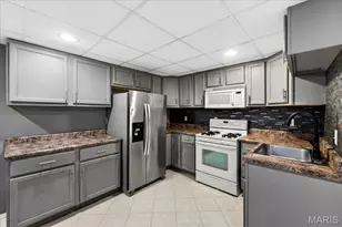 2350 Gateroyal Dr, Saint Louis, MO 63131 - Photo 26