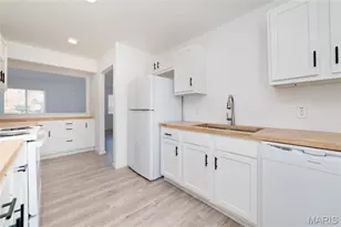 10093 Viscount Dr, Saint Louis, MO 63136 - Photo 6