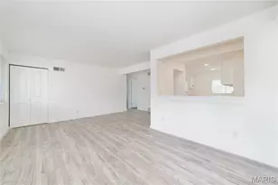 10093 Viscount Dr, Saint Louis, MO 63136 - Photo 2