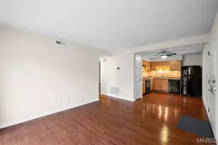 7409 Triwoods Dr, Shrewsbury, MO 63119 - Photo 6