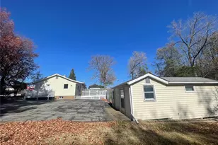 13 E Meadow Ln, Ellisville, MO 63021 - Photo 6