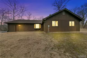 1327 Chatillon Estates Dr, Hazelwood, MO 63042 - Photo 2