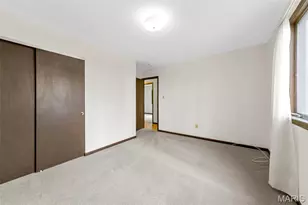 1327 Chatillon Estates Dr, Hazelwood, MO 63042 - Photo 32