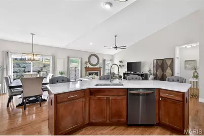 1716 Moss Rock Drive, Saint Charles, MO 63303 - Photo 6