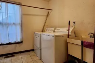 274 Falling Leaves Ct, Creve Coeur, MO 63141 - Photo 30