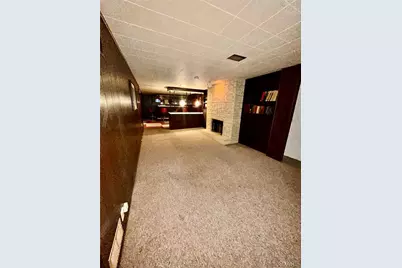 7424 Anrose Drive, University City, MO 63130 - Photo 12