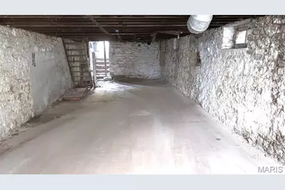 2205 Osage Street, Saint Louis, MO 63118 - Photo 14