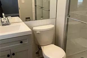 1559 Fontana Dr, Creve Coeur, MO 63146 - Photo 18