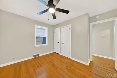 9279 Dell Court, Bellefontaine Neighbors, MO 63137 - Photo 12