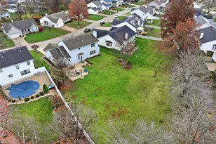 1011 Treeshade Dr, Saint Peters, MO 63376 - Photo 72