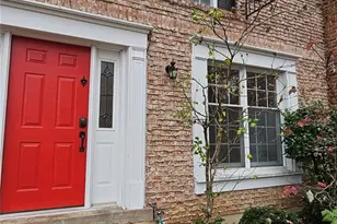 13410 Forestlac Dr, Chesterfield, MO 63141 - Photo 2